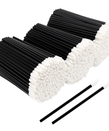 700 Piece Disposable Lip Wands - Lip Brushes, Lipstick & Gloss Applicators - Lint Free Makeup Applicator Brush Beauty Tool