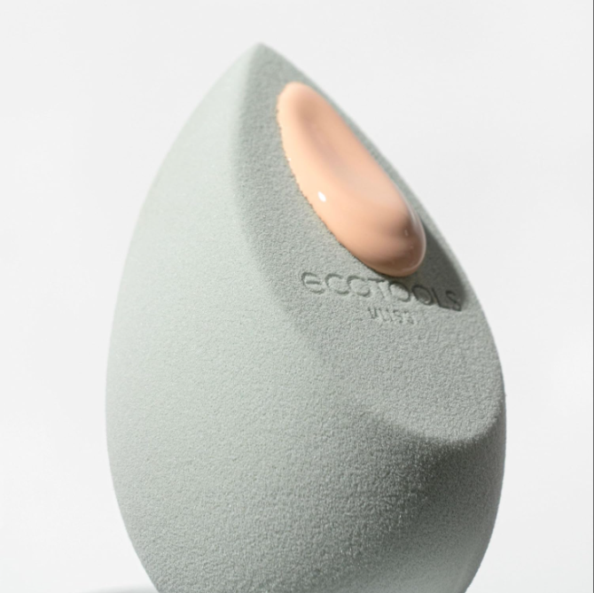 EcoTools Blurring Blender Makeup Sponge, Makeup Blending Sponge For Blurred Skin, For Liquid & Cream Foundation, Cloud Coverage Memory Foam, Eco Friendly, Latex Free, Cruelty-Free & Vegan 1 Count - Image 8