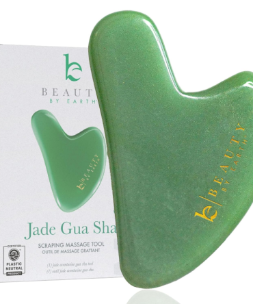 Beauty by Earth Jade Gua Sha - Smoothes Fine Lines & Wrinkles, Face Sculpting Tool for Face Massage, Jaw Massager, Facial Massage Tools, Small Gifts for for Women and Teenage Girls